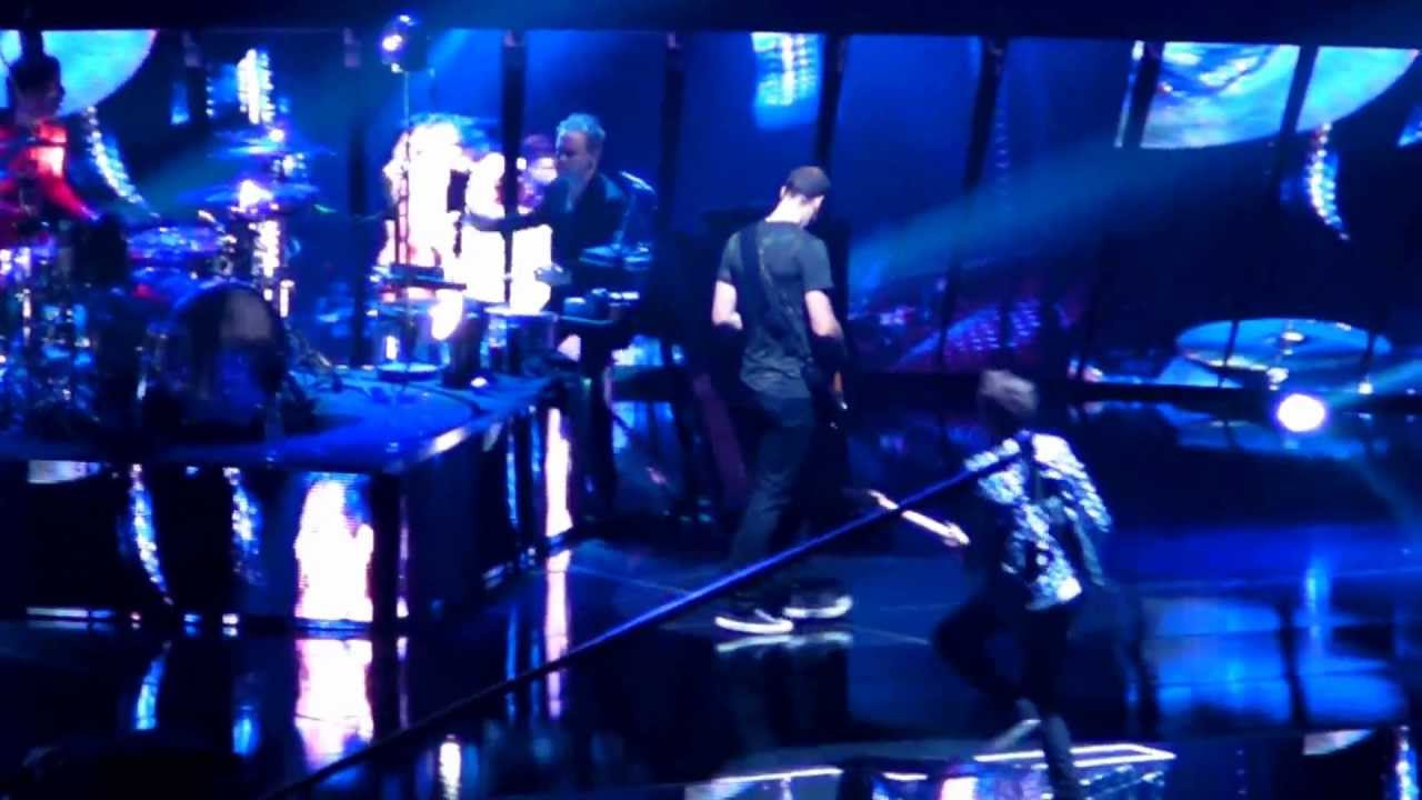 Muse - Uprising Live @ Paris Bercy 18/10/2012