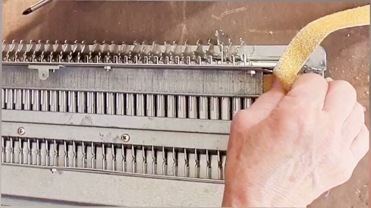 Changing the Sinker Movement  Dampener on Corona Bulky Machines
