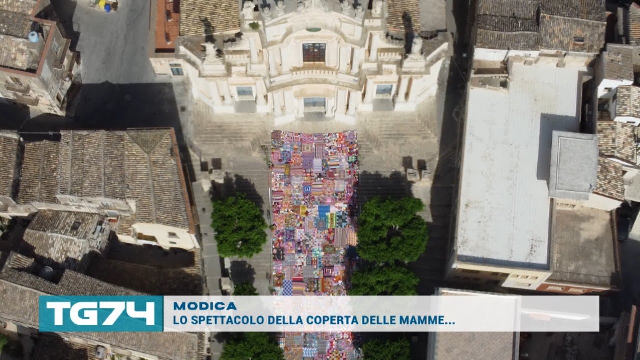 MODICA, LO SPETTACOLO DELLA COPERTA DELLE MAMME