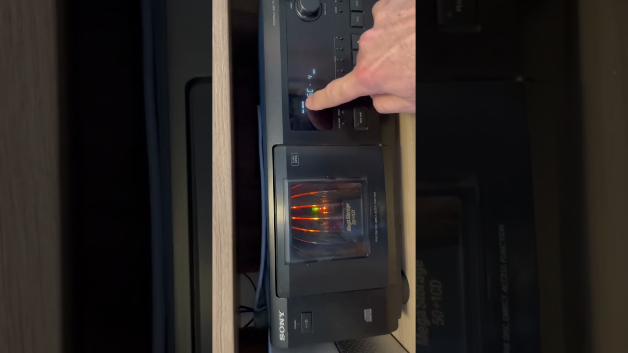 Organize Your CD Collection with Sony CD Carousel | How to Store 50 CDs?