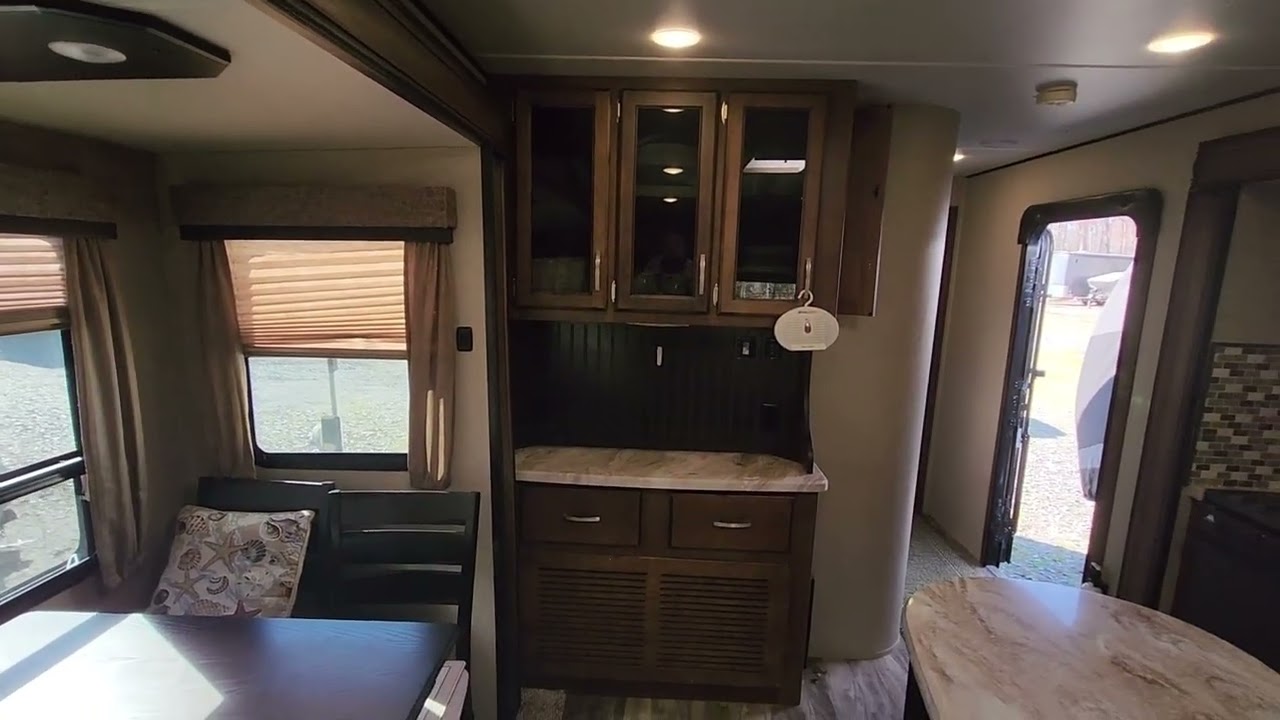 2018 Grand Design Reflection 297RSTS Autos RV For Sale in Fredericksburg, Virginia