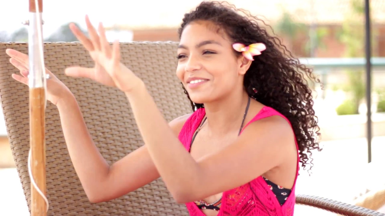 ENTREVISTA ANY GABRIELLY |  Como foi escolhida para dublar a Moana? - Parte 1