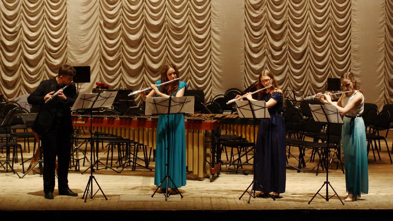 W.A.Mozart - Le nozze di Figaro ouverture for flute quartet