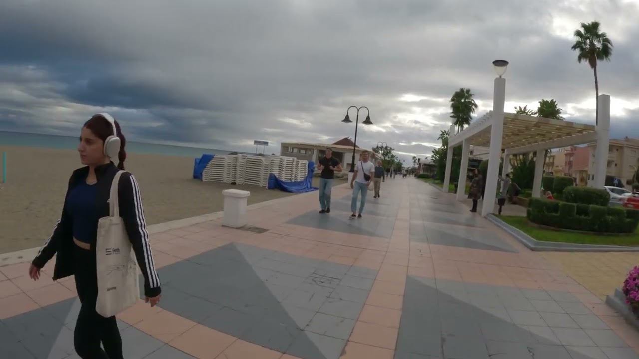 Cum arata cartierul pescarilor La Carihuela din Torremolinos? 