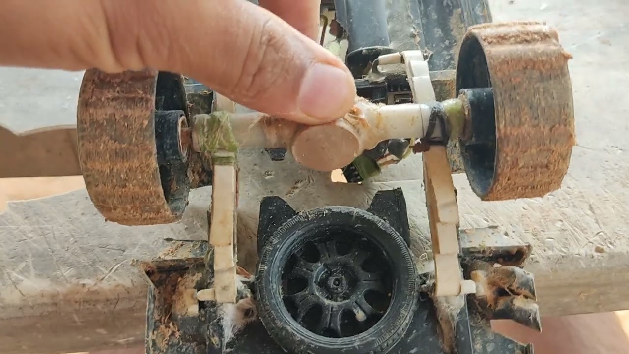 Demostração da mecânica e eletrônica das minhas miniaturas (video bem simples e sem edição, relevem)