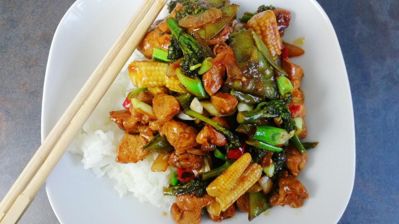 How To Cook Tasty Pork & Veggies Stir-fry Without A Wok