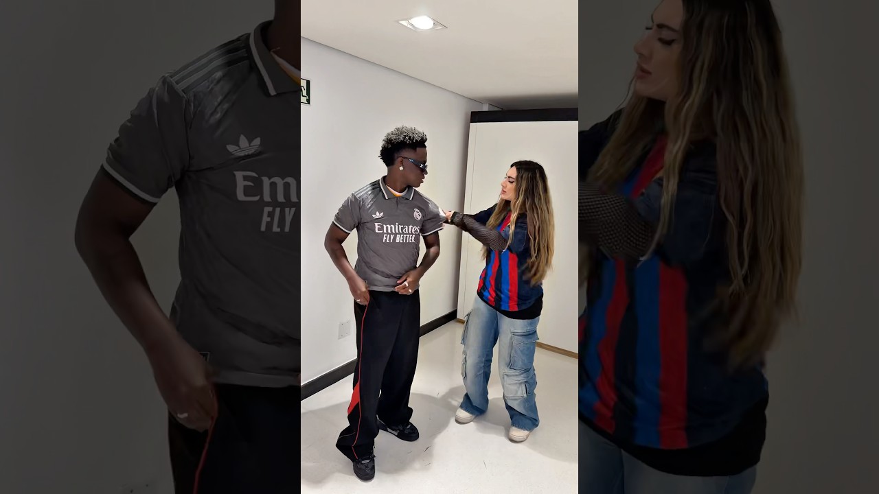 Real Madrid or Barcelona ? ☠️ #shorts #realmadrid #barcelona #explore #ronaldo #messi  #futebol #fyp