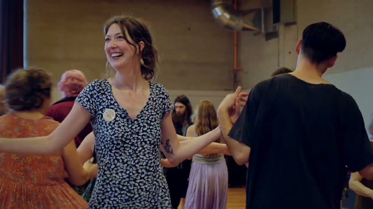 Contra Dance Chattaboogie - Terry Doyle, Alex Wilder and Evan Snoey - Dancing With Amy B