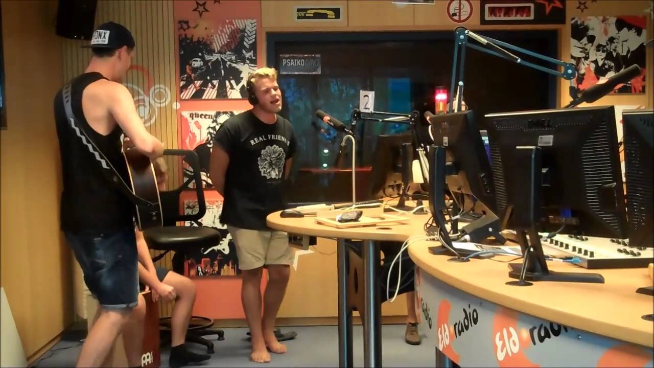 Alive Again - She Looks So Perfect (5 Seconds Of Summer) LIVE @ Eldoradio. 15.08.14