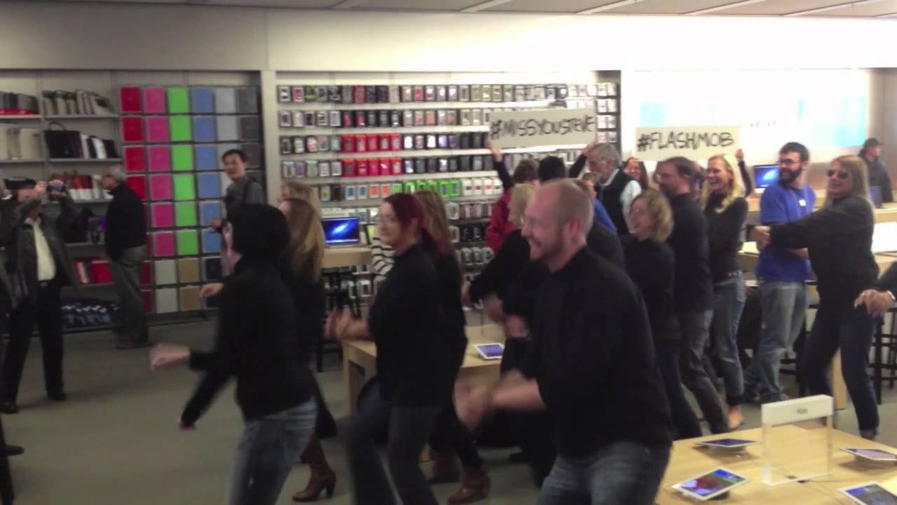Apple Store Flash Mob