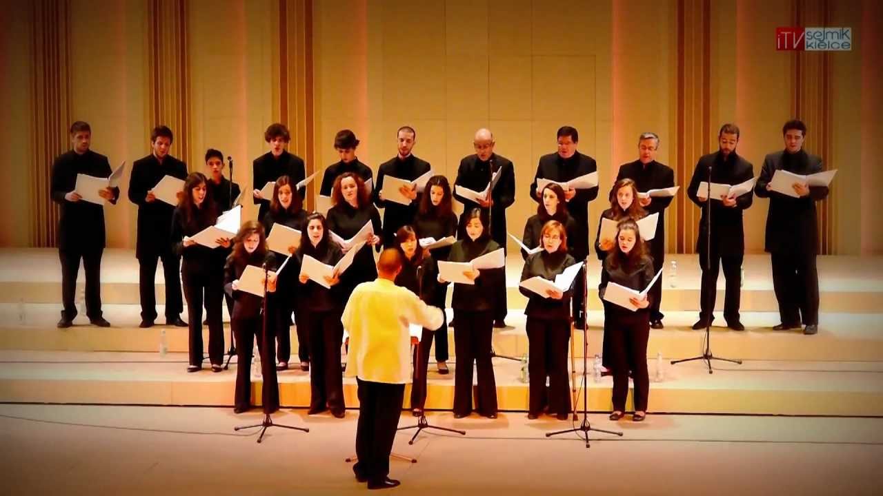 Ch&oacute;r Coro Misto da Beira Interior w Filharmonii Świętokrzyskiej