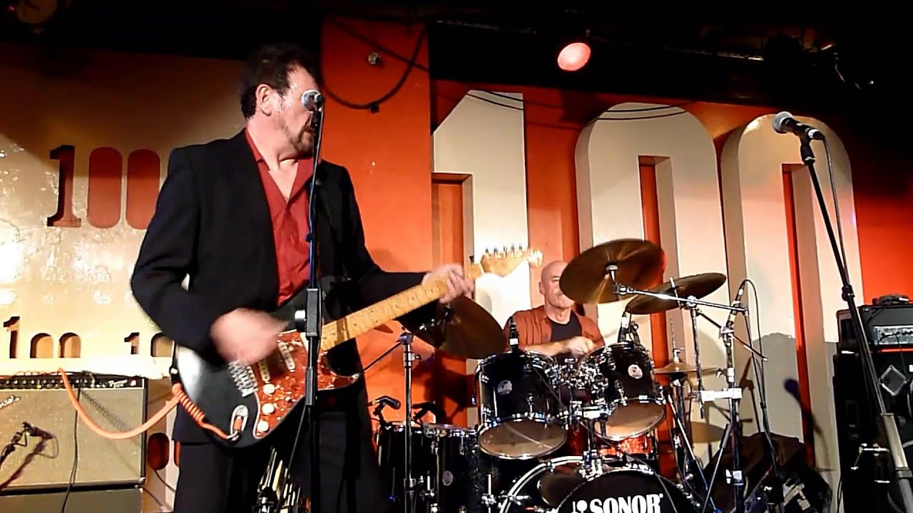 The Spellkasters - Gibson Martin Fender
