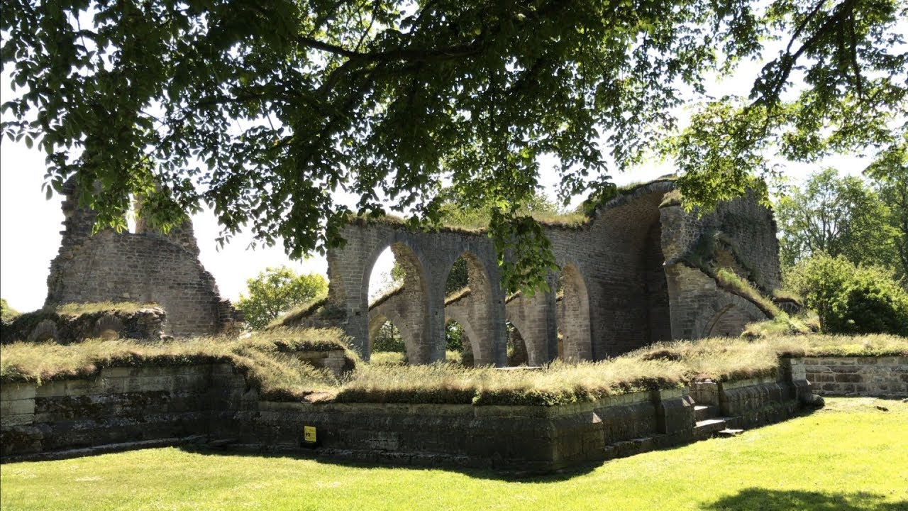 Alvastra klosterruin Östergötland
