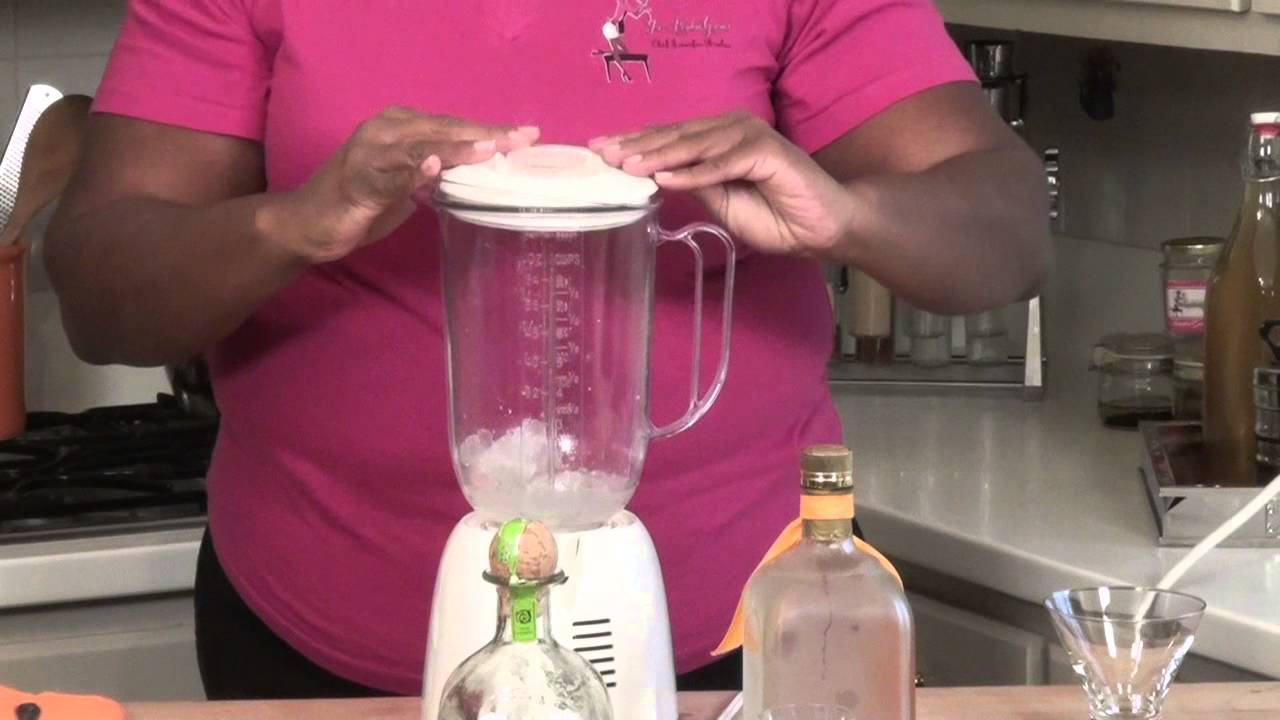 How to Mix Margaritas With a Blender : Margaritas