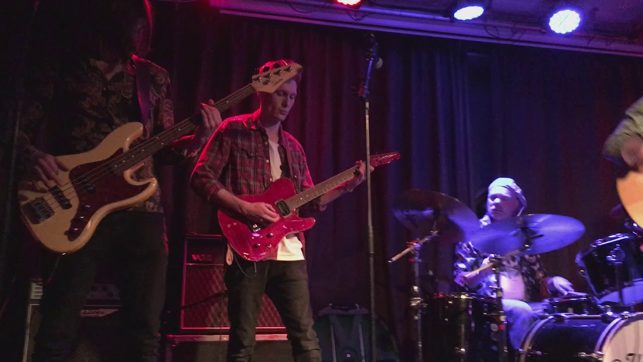 Ben Denny Mo - Horace      Live at Century Club Soho