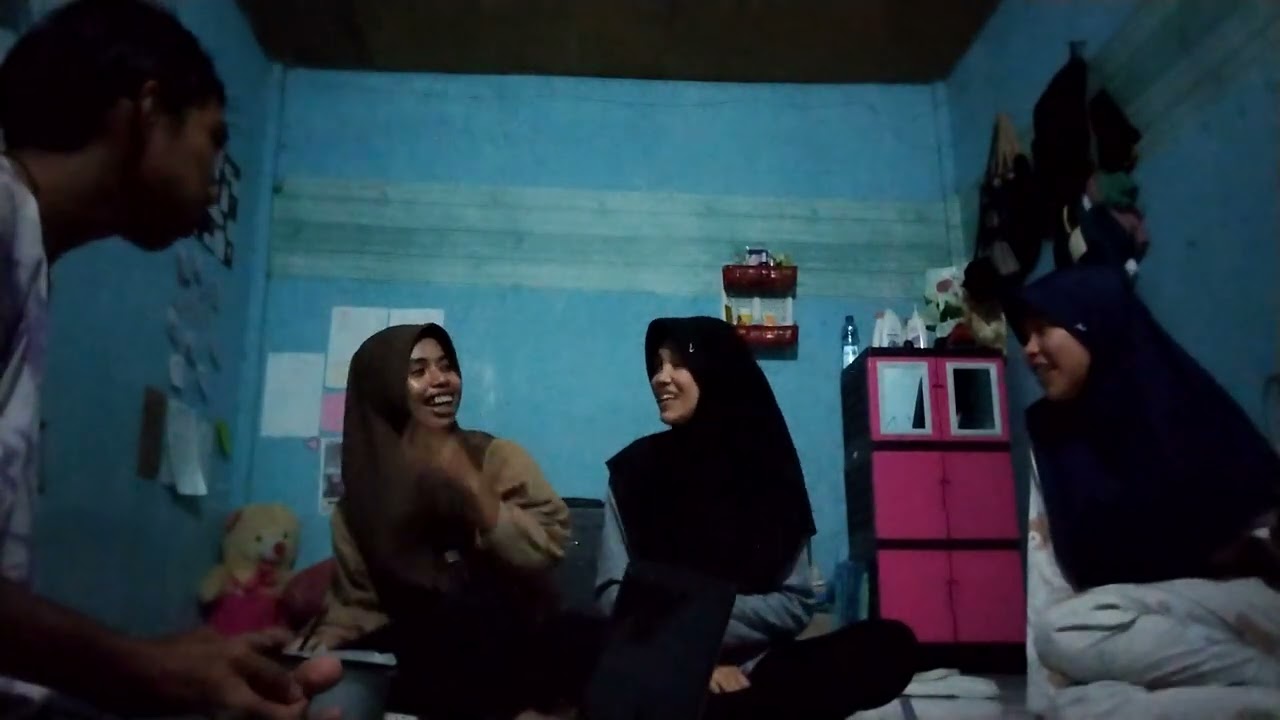 ceritaa2 di ka yul kos 