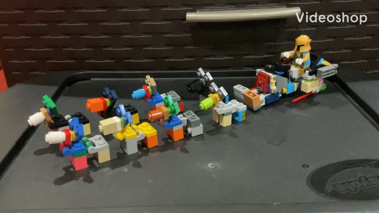 Lego Transformers #3: Santatron
