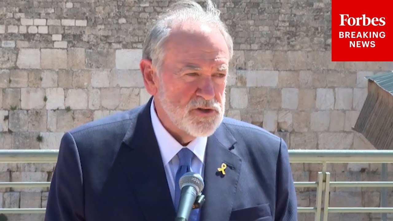 'God Will Do Great Things In This Holy City': Huckabee Delivers Remarks At Jerusalem's Wester Wall