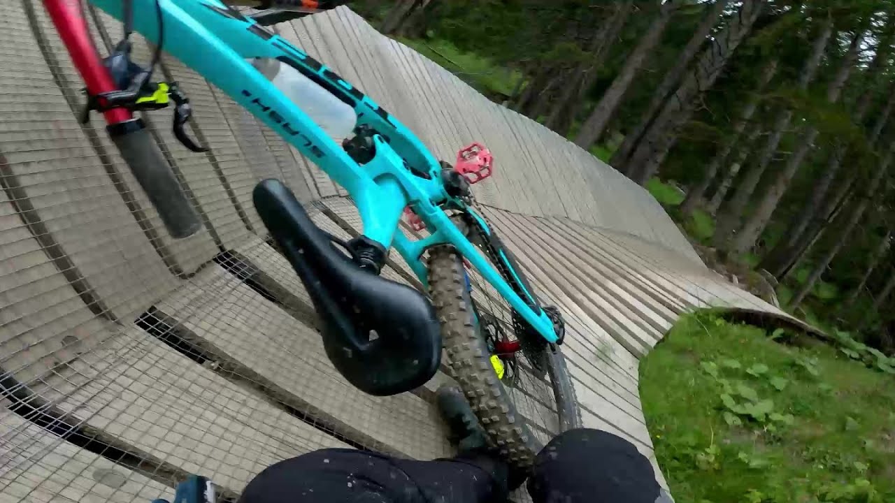 Bikepark Brandnertal 2022 / Crash / Tscharlie Tschäplin / Raw