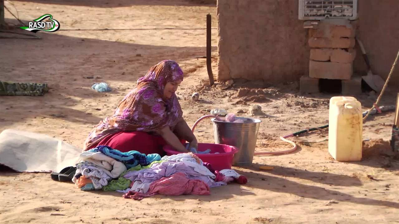Los refugiado saharauis empiezan a recuperarse de las graves inundaciones  