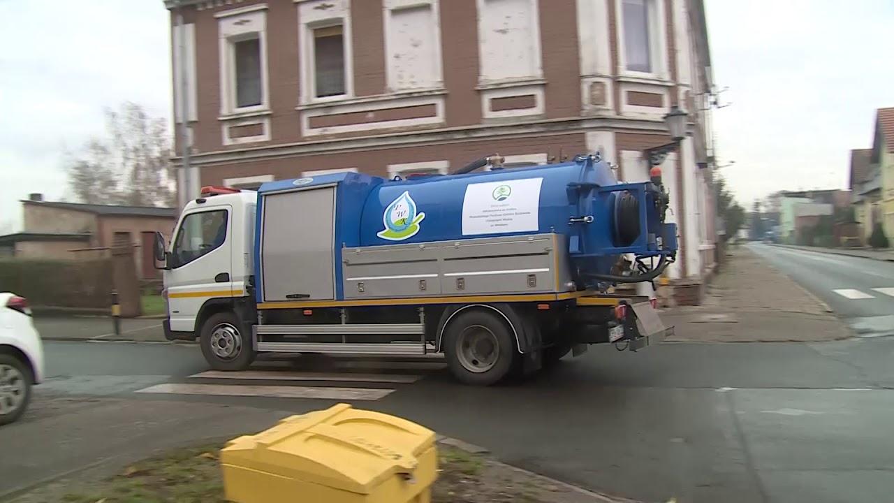 CHOCIANÓW. Śmieci zapychają kanalizację