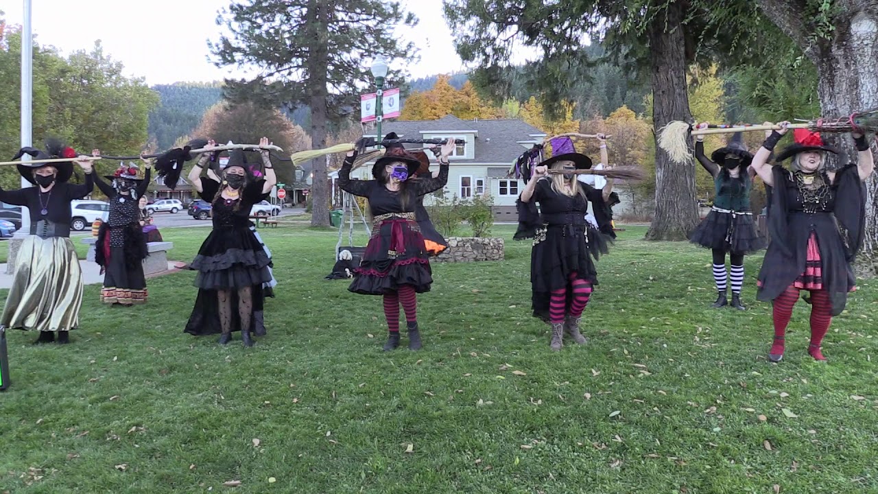 Witch Dance Halloween 2020