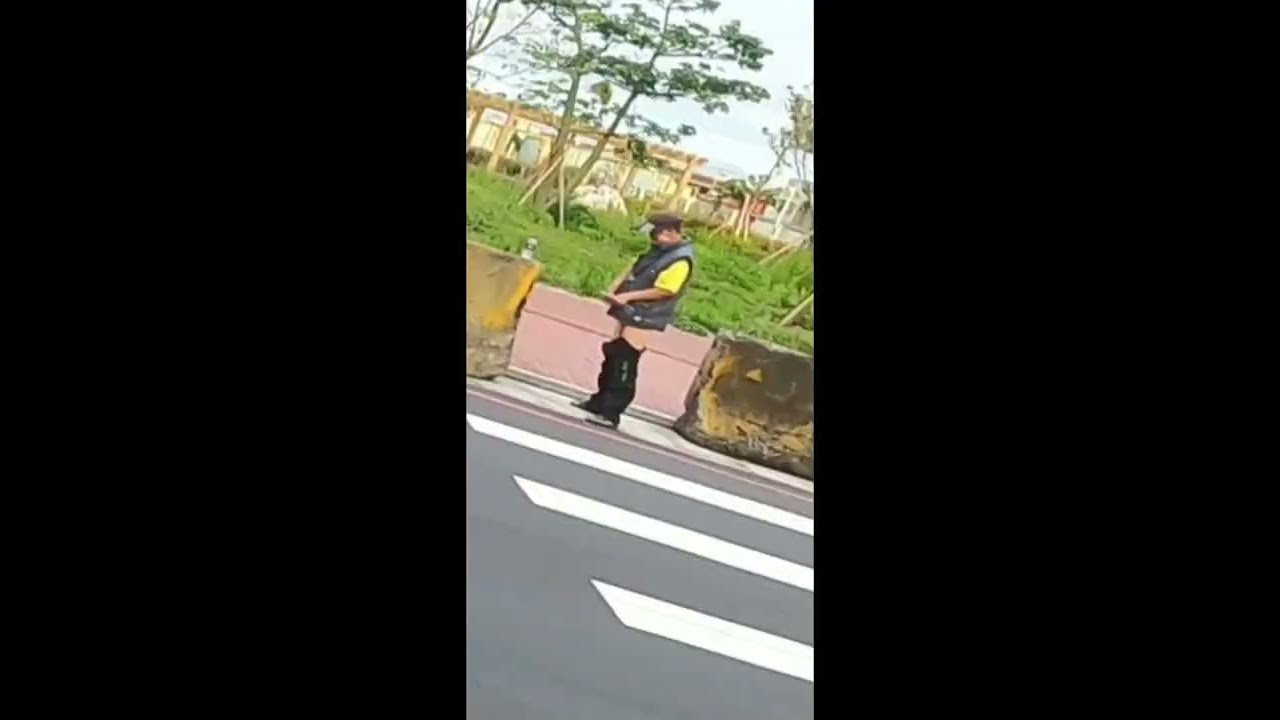 走著走著  咦！～ 突然想尿尿給大家看#gopro  #行車記錄器  #好騎葩