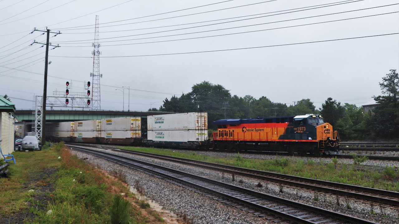 Brand New Chessie System Heritage Unit Leading for the First Time!