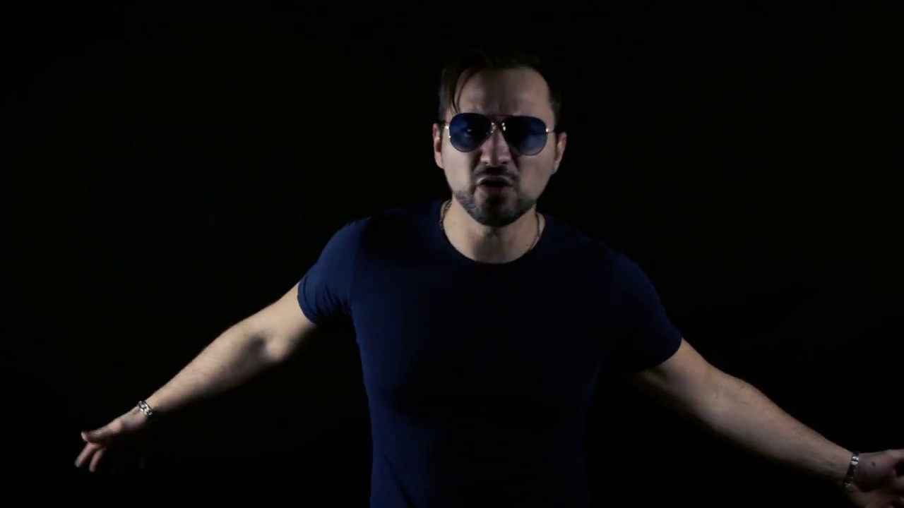 Maluma - Coraz&oacute;n (Official Video) Parodia Antonio De Rosa