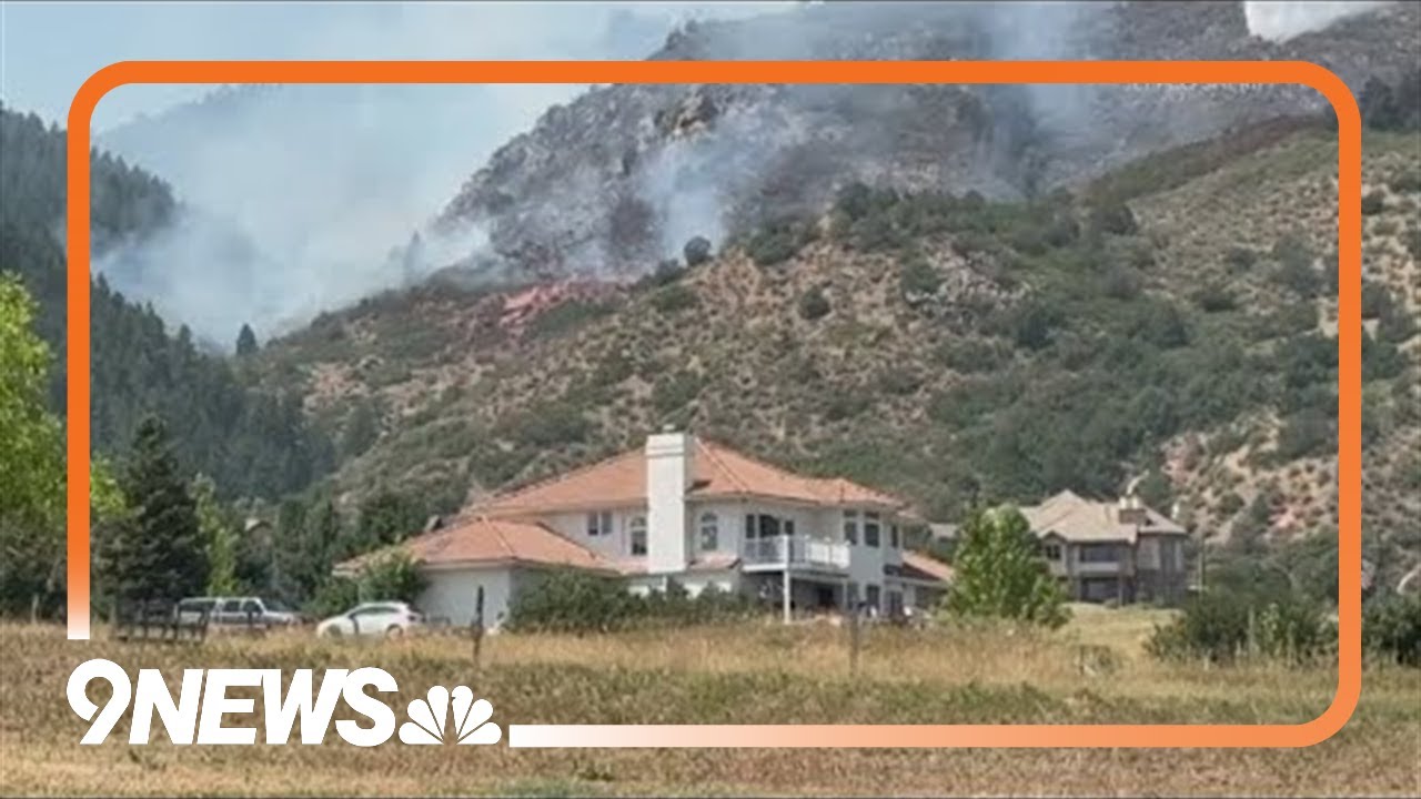 Hundreds of people evacuated overnight as Quarry Fire burns in Deer Creek Canyon
