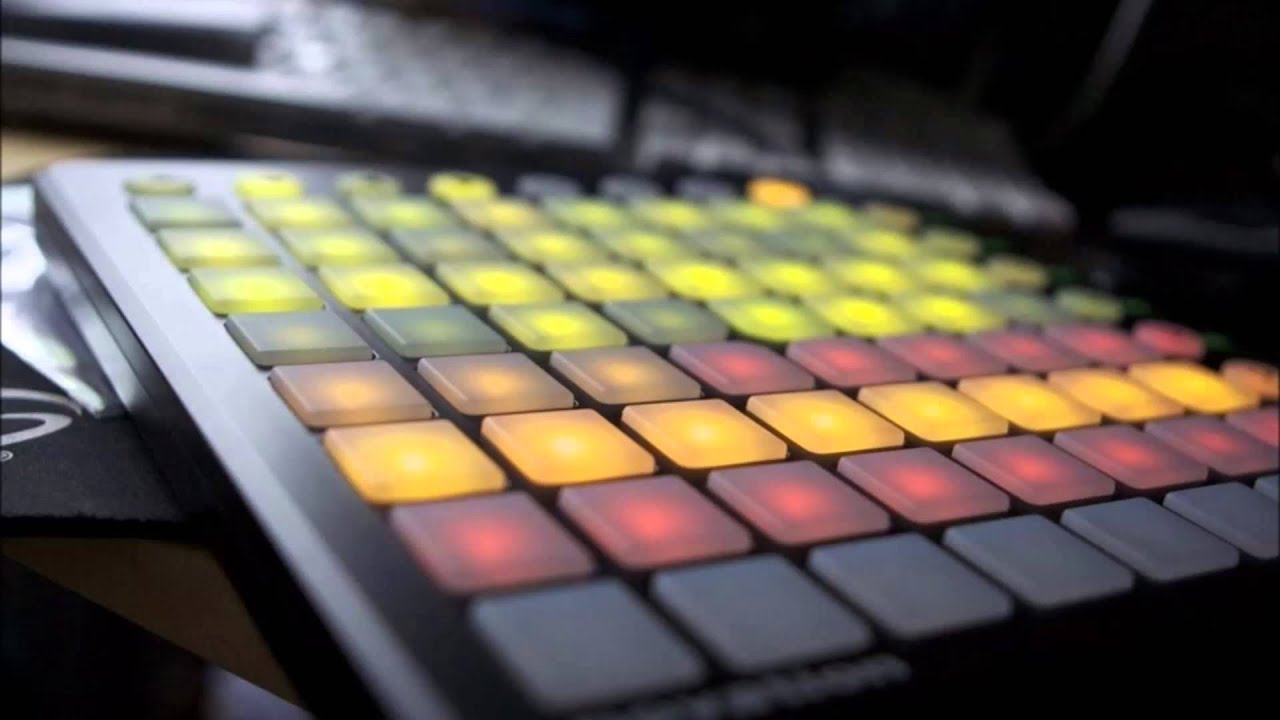 Luciano Bozza - Starting Slowly (Progressive House Set)