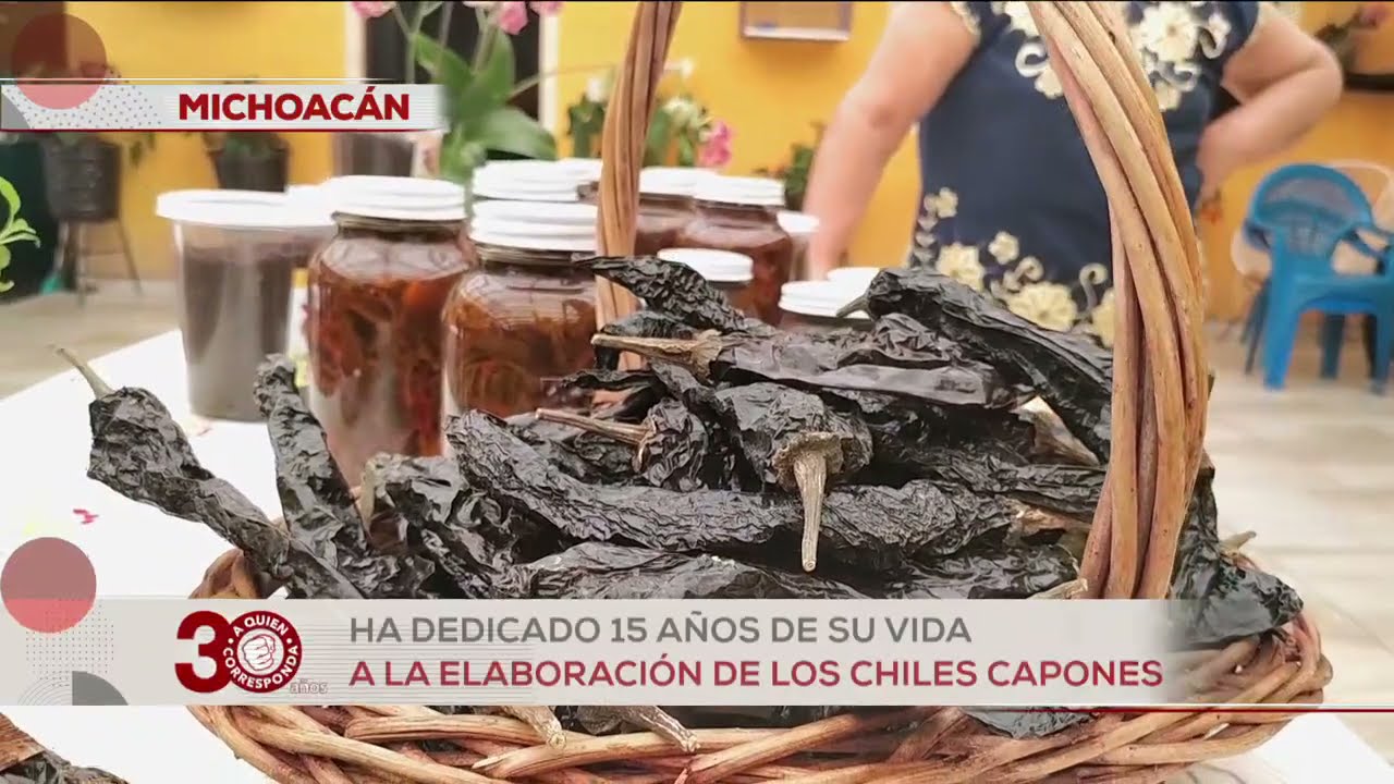 Bertha ha dedicado su vida a la tradición de preparar los chiles capones originarios de Michoacán 🌶