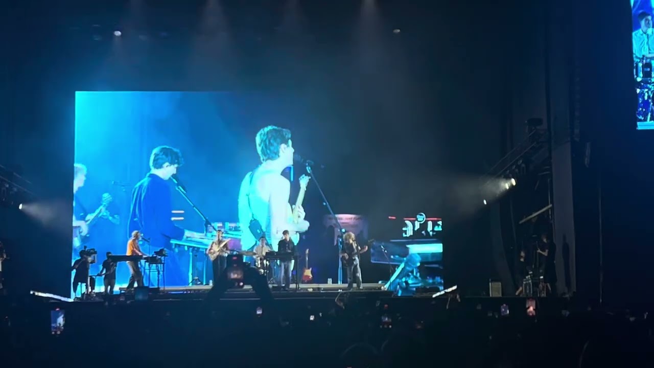 PARCELS-OVERNIGHT Live at İstanbul