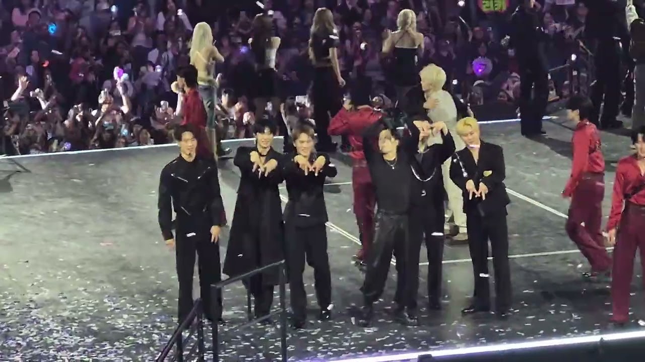 KCON LA 2025 ENDING GOODBYE STAGE MONSTA X & JACKSON WANG (GOT7)
