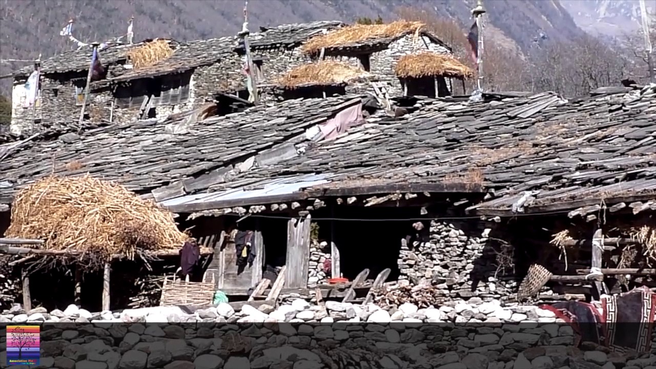Balade dans le village de Samagaon au N&eacute;pal