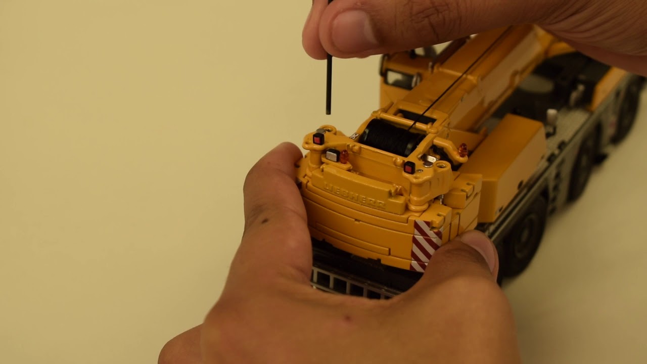 WSI Models Liebherr LTM1090  - Instruction Video #2
