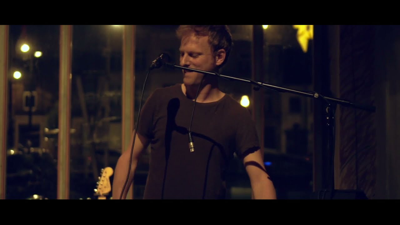 MACH - Love in Pluto / Affen (live)