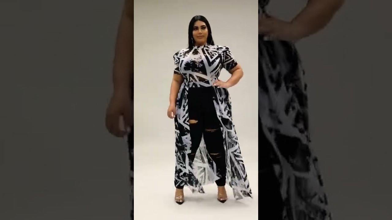 Plus size beauty💋 woman in konnie top 💃