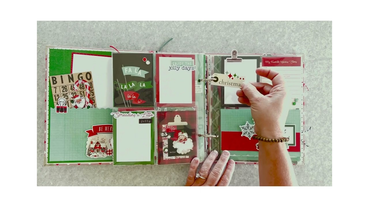 Simple Vintage Holly Jolly Snap Binder