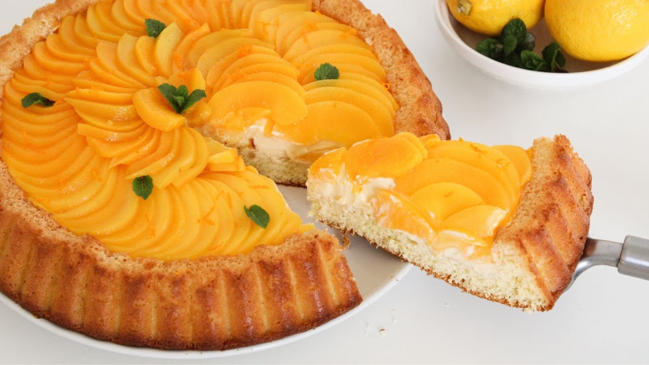 Tarte renversée façon gateau moelleux , à la pêche et citron