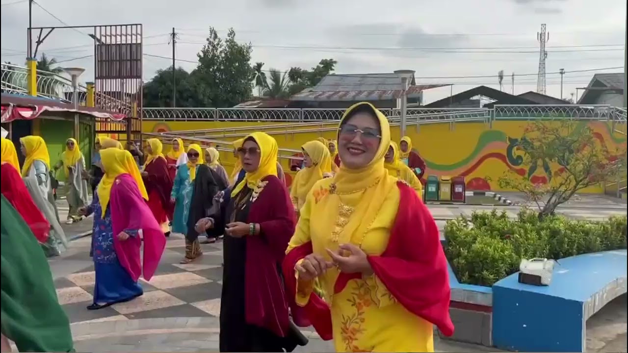 Tari zapin Bismilah IWMR  Propvinsi RIAU 
