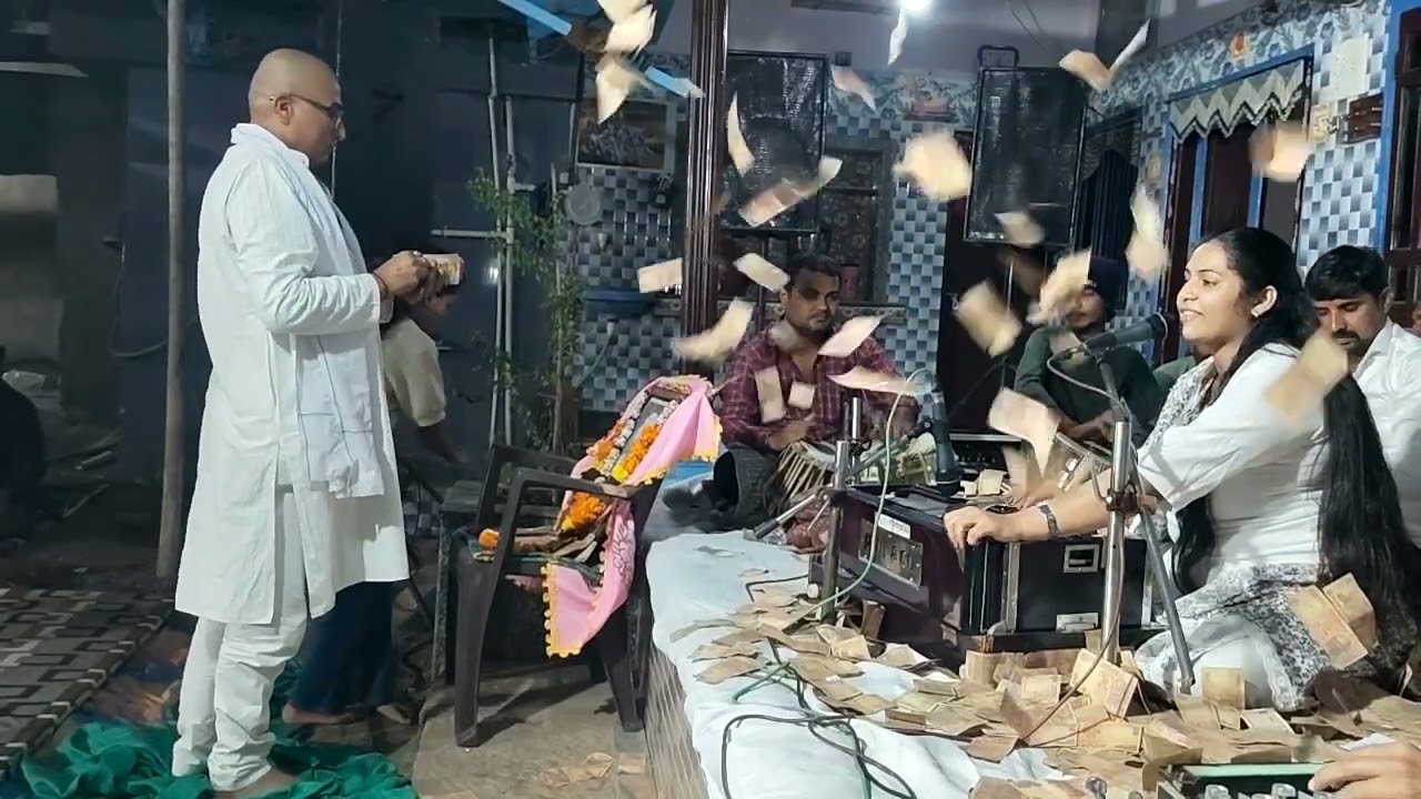 ભવ્ય સંતવાણી જાદરાગામ ગુરુ ના ચરણમાં રોજેરોજ દિવાળીઉર્વશી આહિર શિવ સાઉન્ડ મહુવા