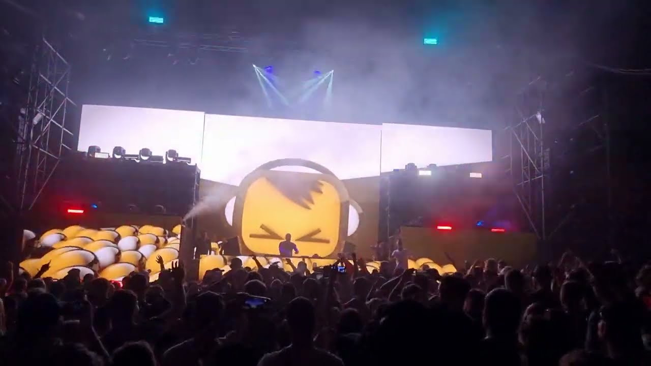 Headhunterz - Scrap Attack - Creamfields 2022