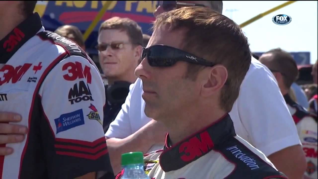 (HD) Pia Toscano National Anthem - NASCAR Kobalt Tools 400 Sprint Cup Series (3.11.12)