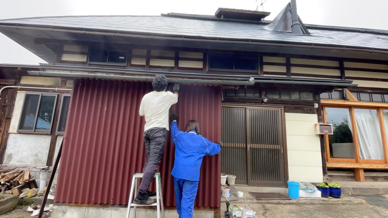 ＃５５ 明治時代の古民家を夫婦で再生｜玄関わきの表の板張りがやっと完成！｜竹藪の竹を竹チップにしていく