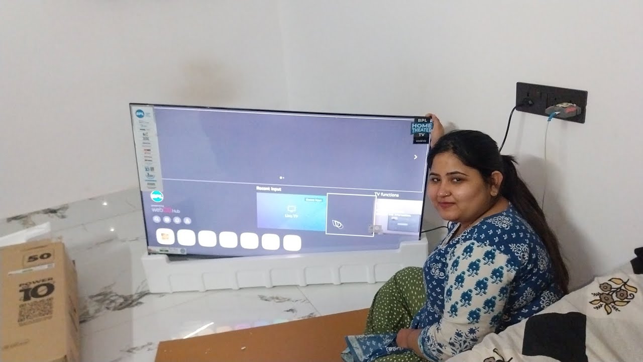 We 👭 bought a new TV 🖥 🥰😍