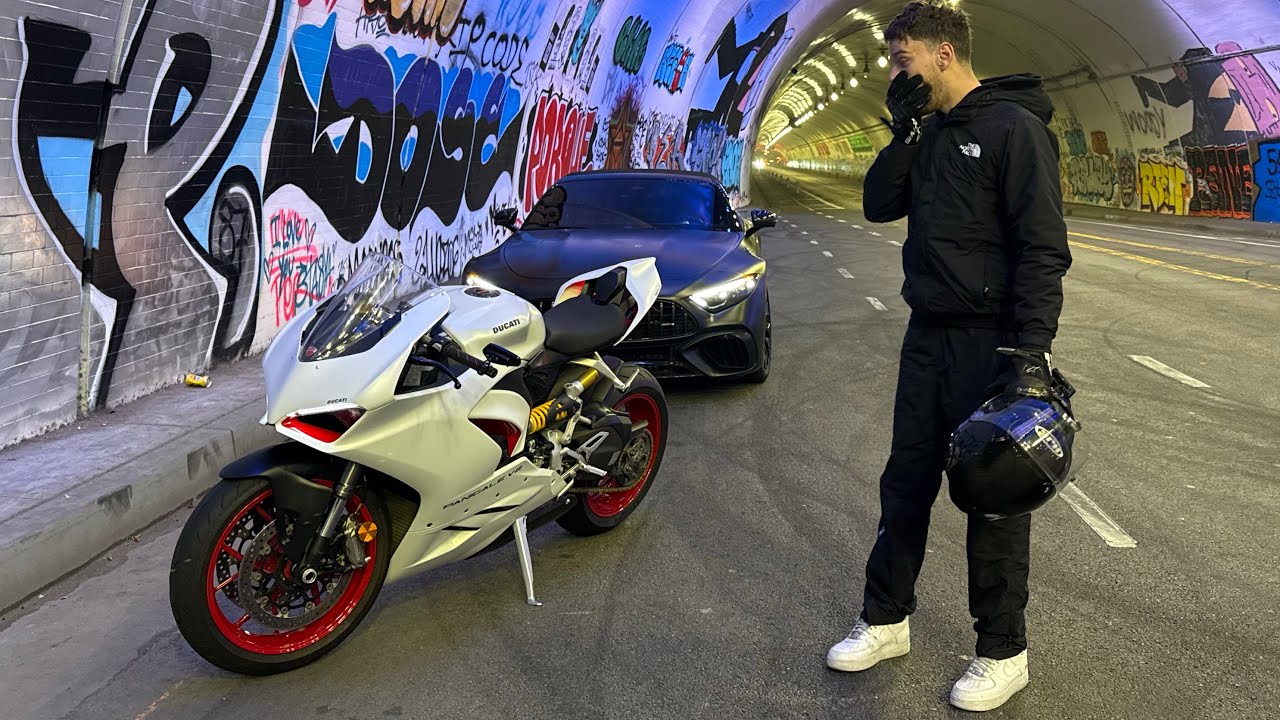 ESCAPE NUEVO A LA DUCATI PANIGALE V2 