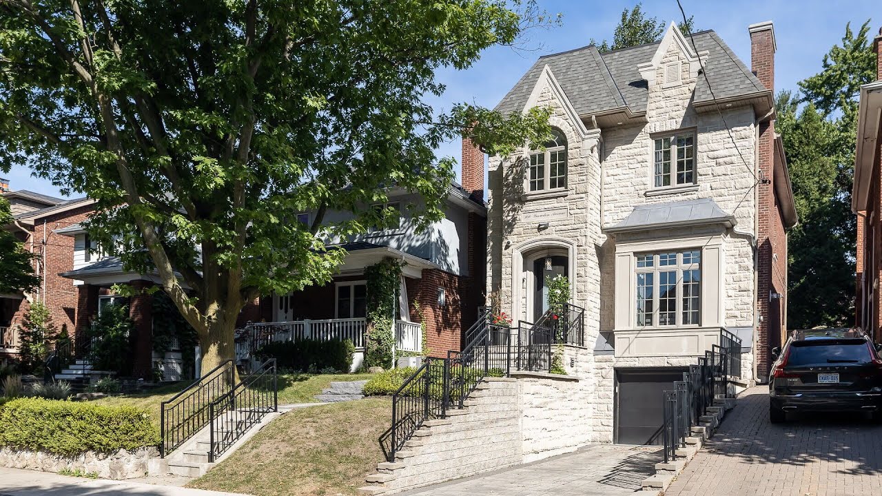 100 Snowdon Avenue, Toronto, ON