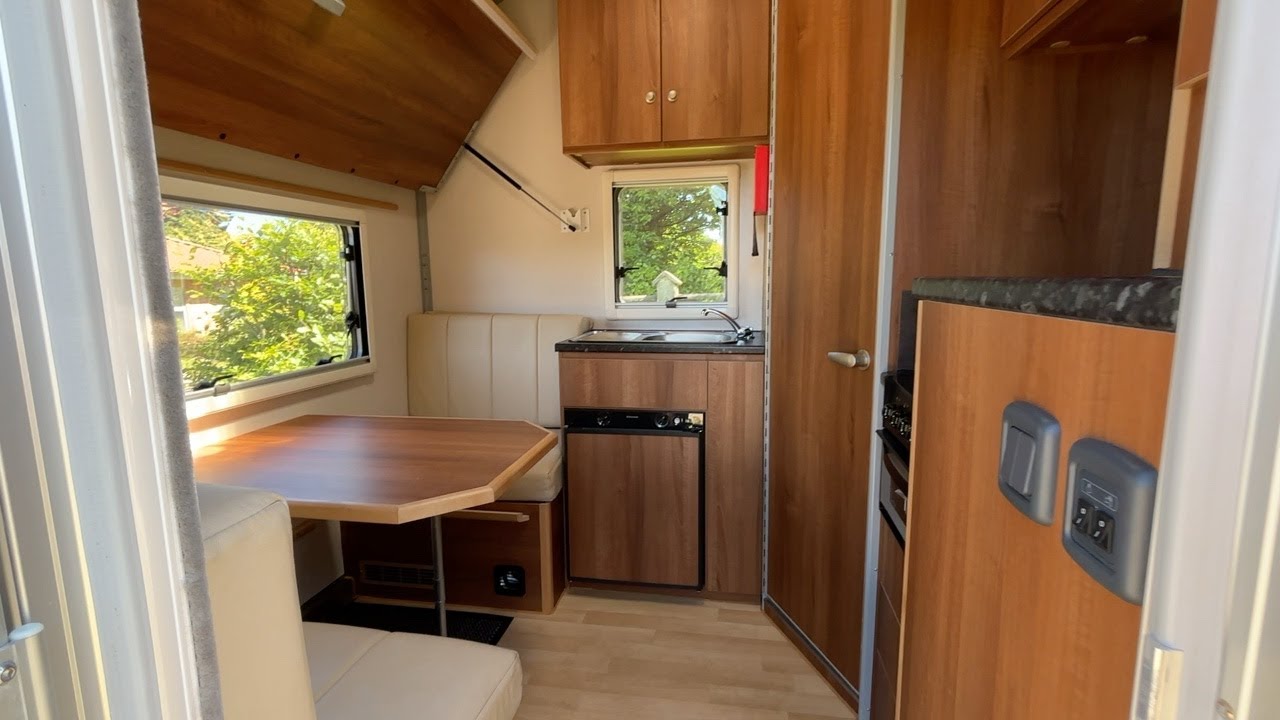 Køb Hestetrailer med Living Ifor Williams Eventa L Gold sidelocker på Klaravik