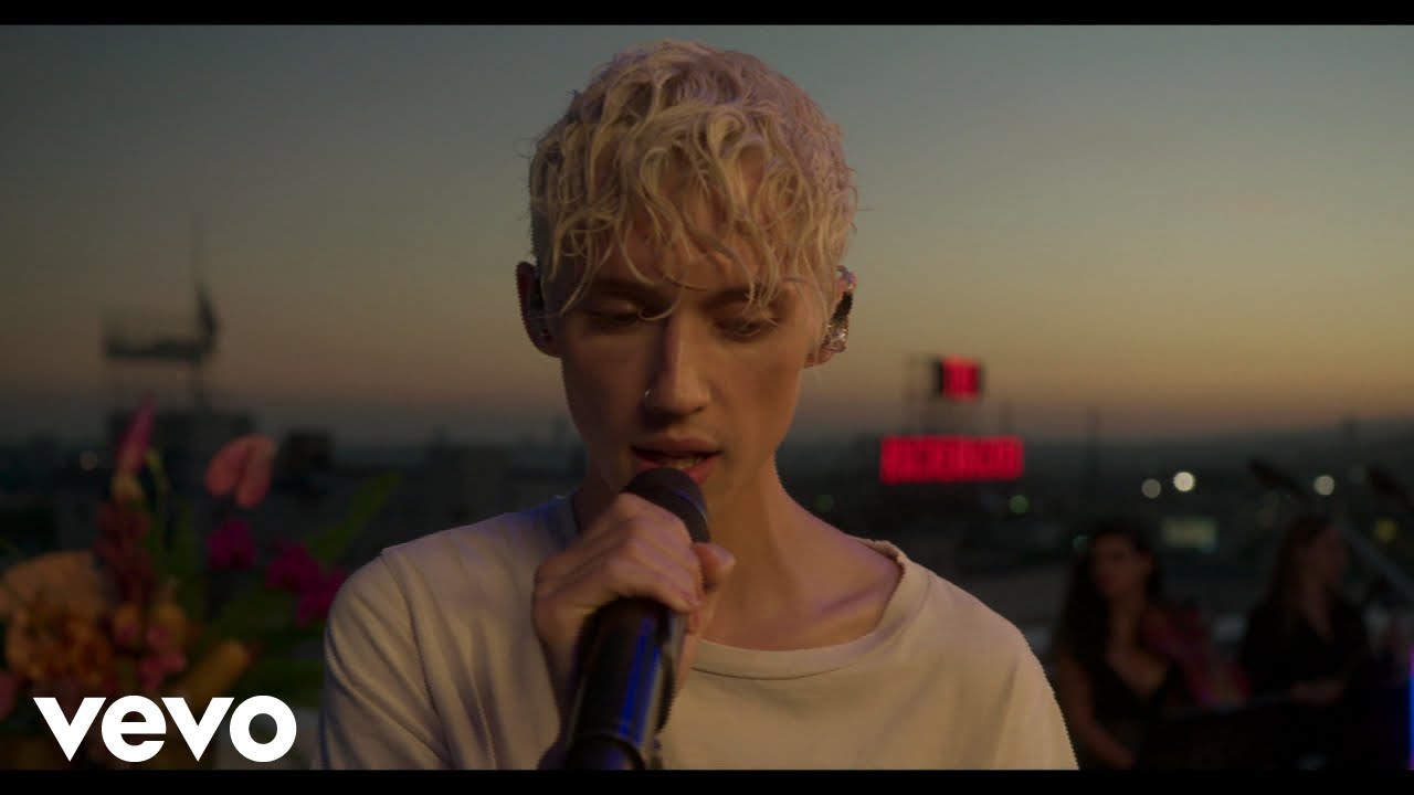Troye Sivan - Animal (Live on the Honda Stage)